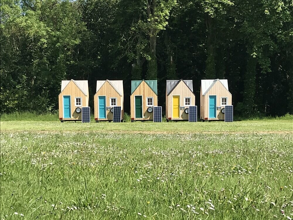 Die bunten Cahutes gedeckt in Prefalz oder Falzonal sind in der halben Welt unterwegs.