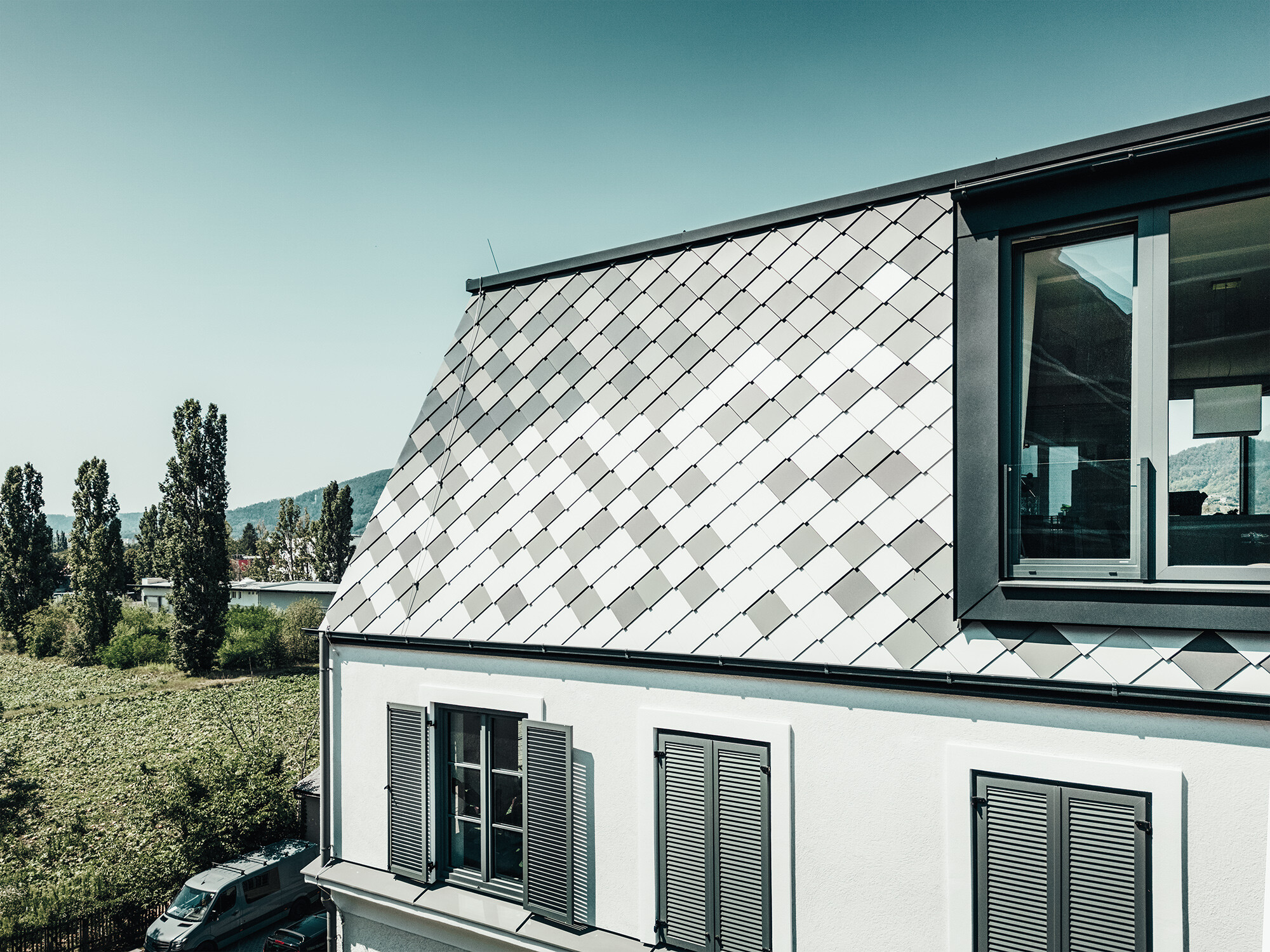 Aufnahme der Villa mit Landschaft Richtung Südwesten.